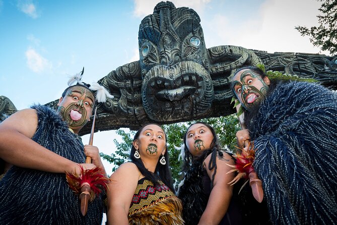 Rotorua Cultural & Geothermal Small Group Tour From Auckland - Early start through the Bombay Hills