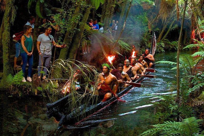 Rotorua Cultural & Geothermal Small Group Tour From Auckland - What the small group adds at Mitai