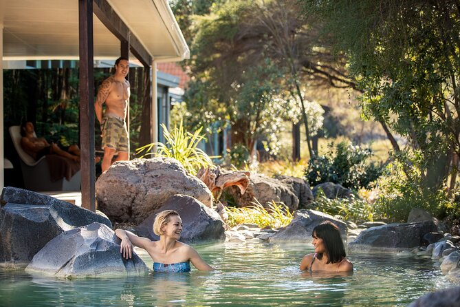 Rotorua Highlights Tour from Auckland with Optional Extras - Wai-O-Tapu for bubbling mud and mineral pools
