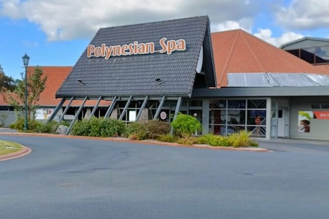 Rotorua: WaiOtapu & Redwood forest & Blues springs from Auckland - Who will get the most from this private tour?