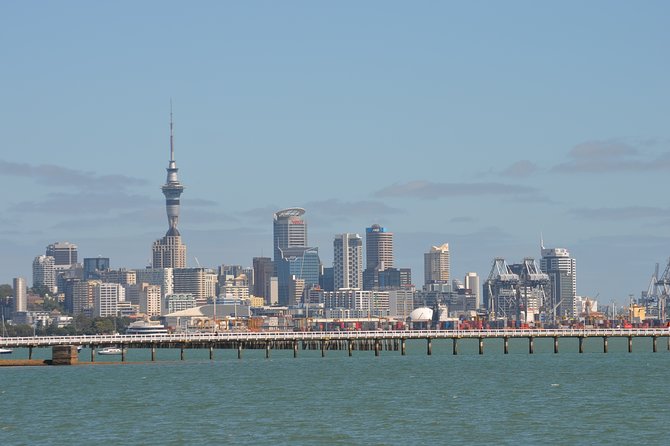 Shore Excursion: Half Day Small Group Auckland Scenic Tour - 4 HOURS - Orakei Basin, Remuera, and Parnell
