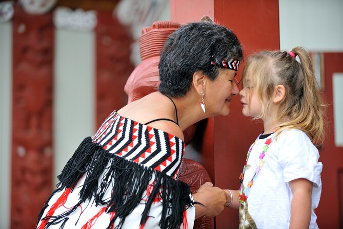 Small Group Waitomo and Rotorua including Te Puia Tour - Why this Auckland day trip works