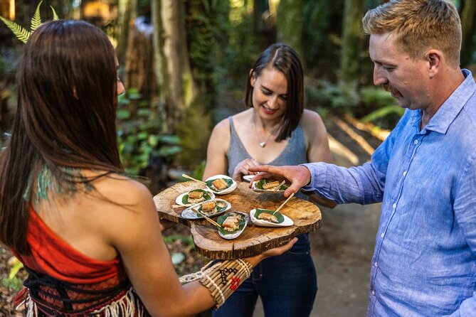 Te Pā Tū Evening Cultural Experience - Private Tour from Auckland - Ceremony, performance, and stories of Māori life