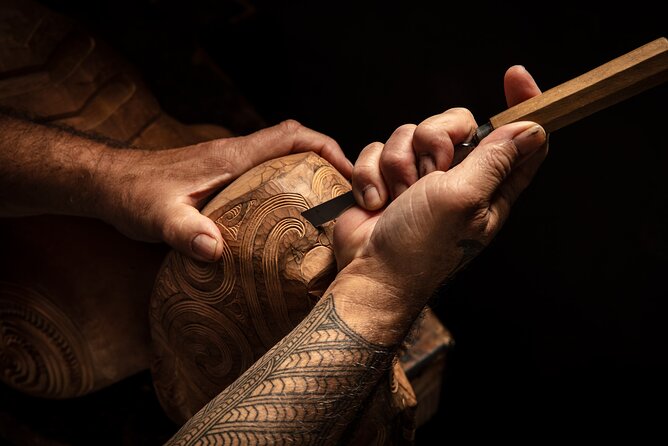 Te Puia Rotorua Experience with Optional Activities – Ex Auckland - Māori carving, weaving, and the Arts and Crafts Institute