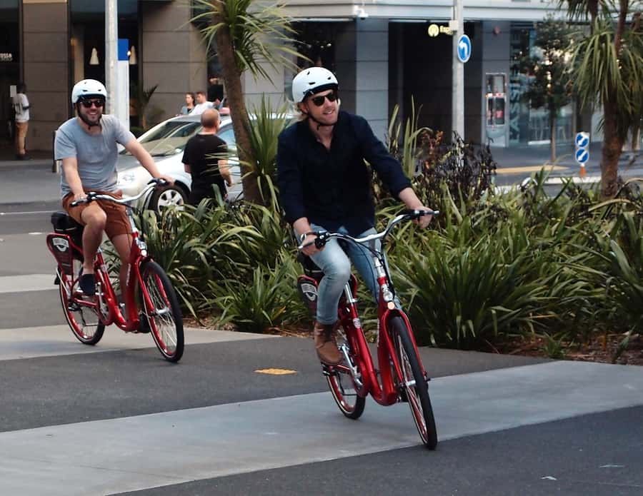 The Inside Loop: See Auckland's Coolest Neighbourhoods - Key points at a glance