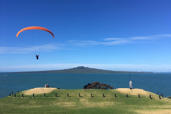 Volcanoes, Coasts, and Secret Spots Afternoon Tour in Auckland - Why this Auckland afternoon tour works