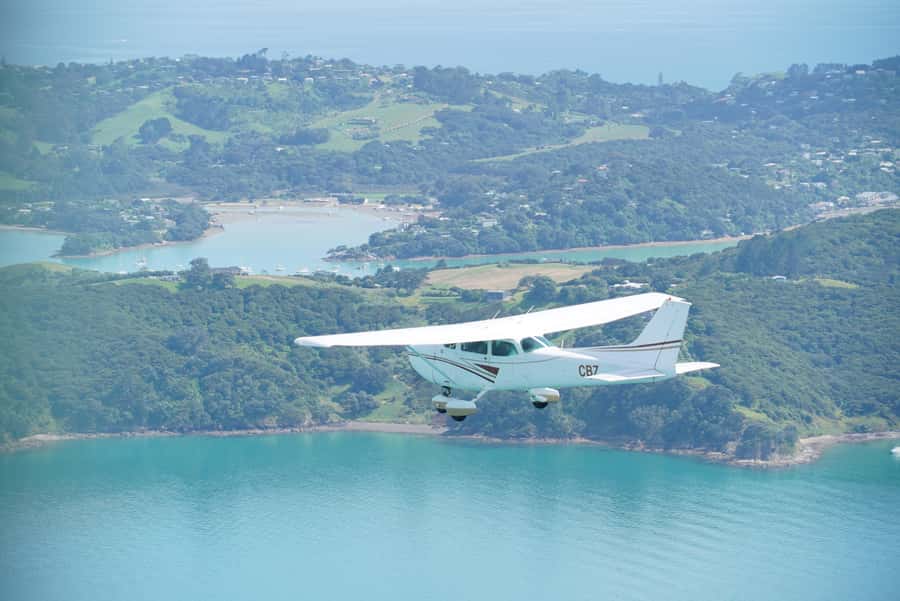 Waiheke Island: 30-Minute Scenic Flight - Weather can change your plans