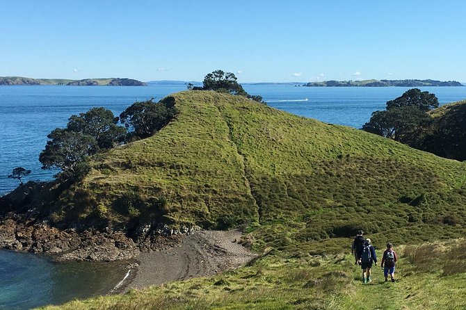 Waiheke Island Double Headland Coastal Walk - Who will enjoy this walk most