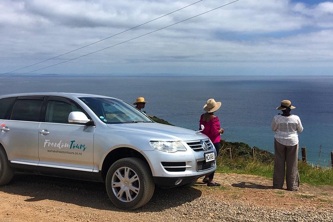 Waiheke Island Experience Tour - Oneroa for a final coffee and browse