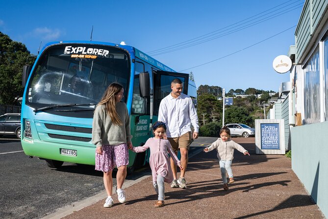 Waiheke Island Hop-On Hop-Off Explorer Bus - How to plan six hours without rushing
