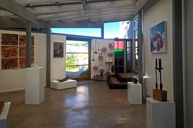 Waiheke Island Private Art Tour - Why this private Waiheke art walk feels different