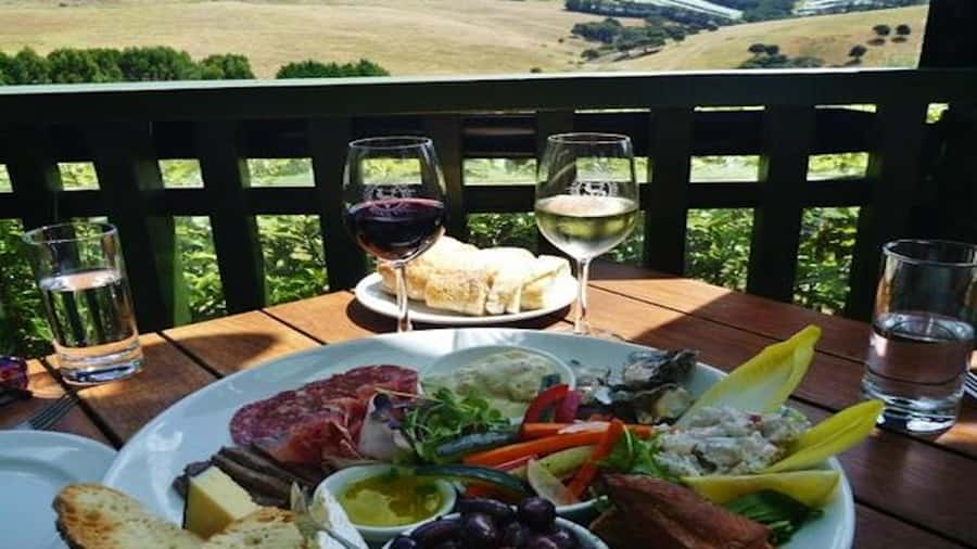 Waiheke: Scenic Taste and Graze Tour with Wine, Whisky, Beer - Key points to know before booking