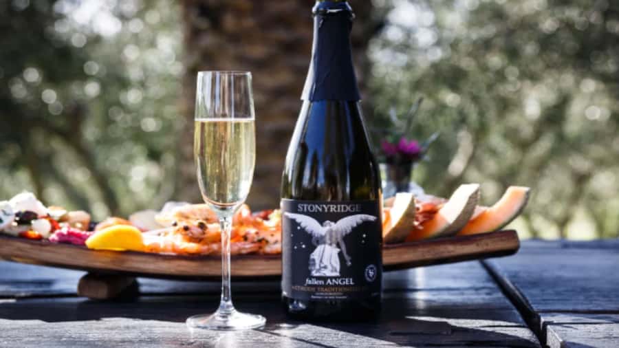 Waiheke: Scenic Taste and Graze Tour with Wine, Whisky, Beer - A five-hour taste of Waiheke, not just a wine run