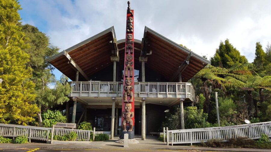 Waitakere Ranges Wilderness Experience Tour from Auckland - Weather, clothing, and practical comfort